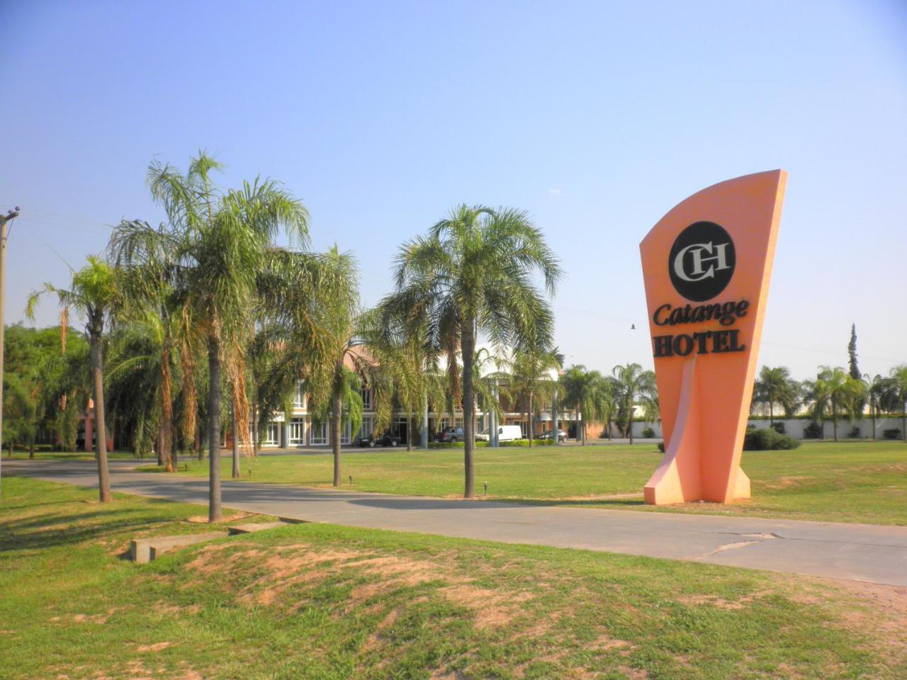 Catange Hotel Charata Exterior photo