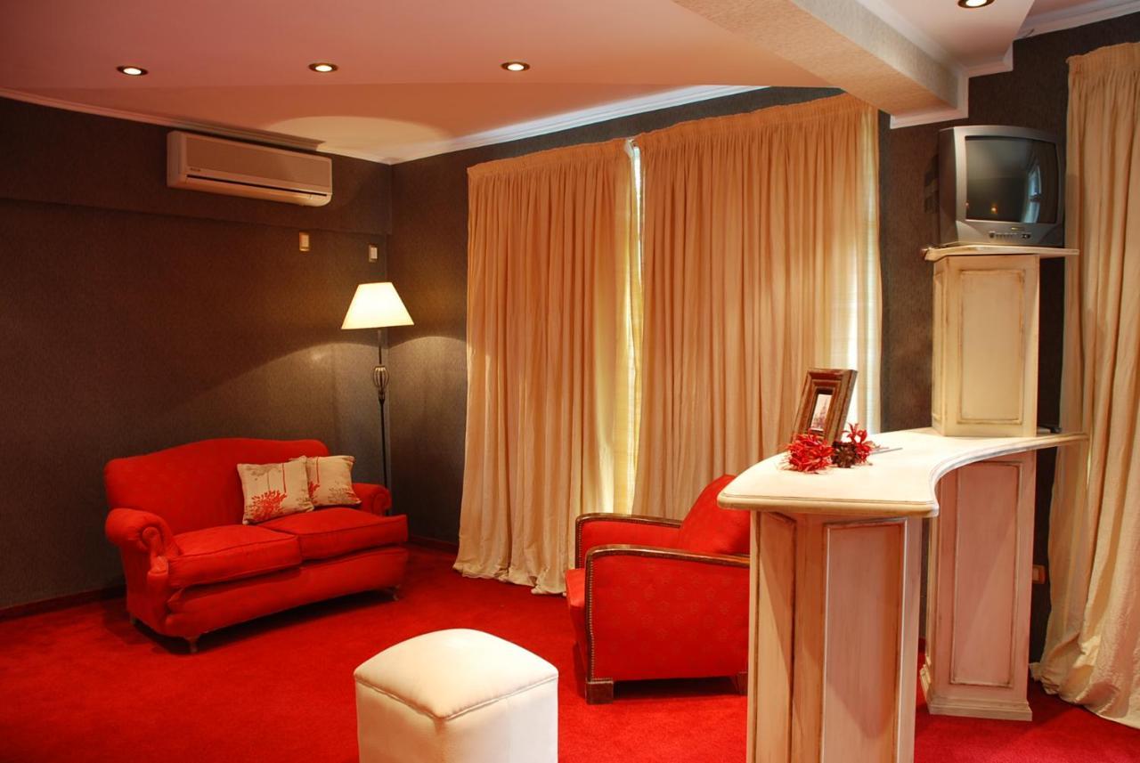Catange Hotel Charata Exterior photo